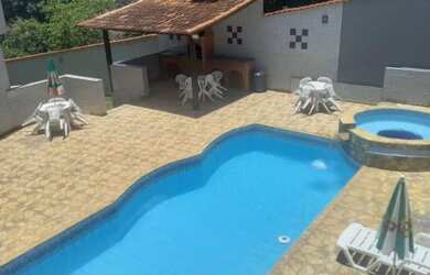 Imagem: A kitnet possui 1 Dormitório, 1 Banheiro, 1 Vaga na garagem