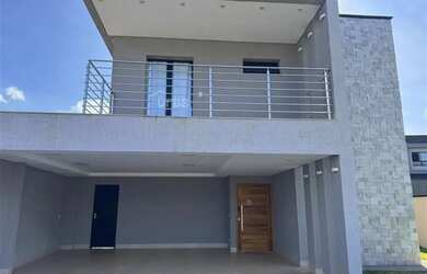 Imagem: A casa possui 5 Dormitórios, 5 Banheiros, 2 Vagas na garagem