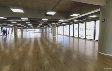 Imagem: O depósito possui 5 Vagas na garagem, 661m² de Área, Imóvel