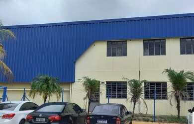 Imagem: O depósito possui 3 Vagas na garagem, 1.150m² de Área e