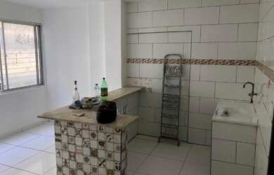 Imagem: A kitnet possui 1 Dormitório, 1 Banheiro e está localizado