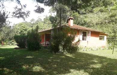 Imagem: A fazenda está localizado em Frade, Angra Dos Reis à venda