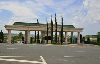 Imagem: A casa em condomínio possui 3 Dormitórios, 5 Banheiros, 4