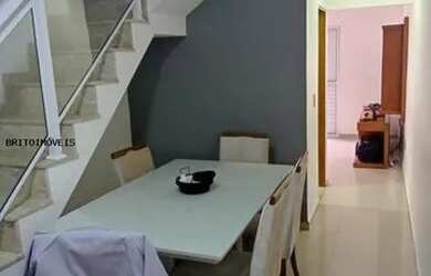 Imagem: A casa possui 3 Dormitórios, 2 Banheiros, 2 Vagas na garagem