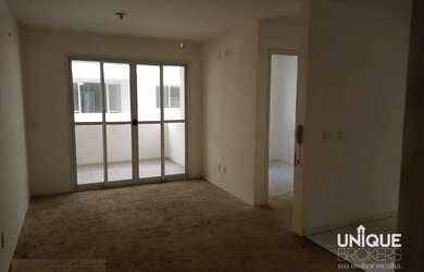 Imagem: O apartamento possui 3 Dormitórios, 1 Banheiro, 1 Vaga na garagem