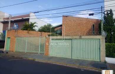 Imagem: O depósito possui 4 Vagas na garagem, 500m² de Área e está