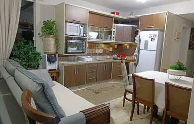 Imagem: A casa possui 3 Dormitórios, 2 Banheiros, 1 Vaga na garagem