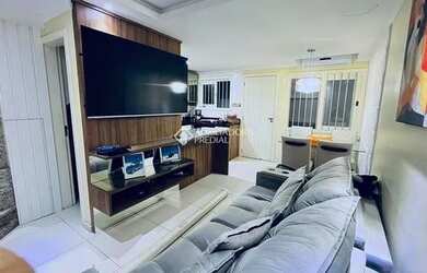 Imagem: A casa em condomínio possui 3 Dormitórios, 1 Banheiro, 1 Vaga