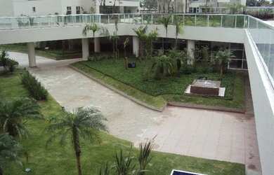 Imagem: O apartamento possui 4 Dormitórios, 5 Banheiros, 3 Vagas na