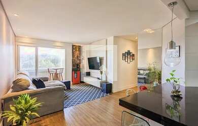 Imagem: O apartamento possui 2 Dormitórios, 2 Banheiros, 1 Vaga na