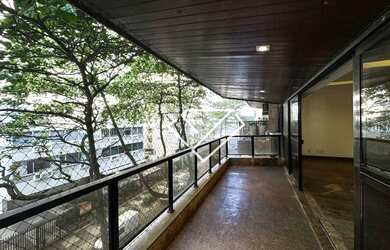 Imagem 3: Apartamento original 4 quartos, revertido para 3, na quadra da praia,...