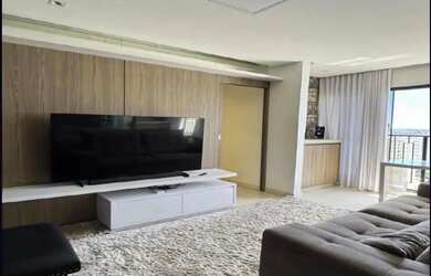 Imagem: O apartamento possui 1 Dormitório, 1 Banheiro, 1 Vaga na garagem