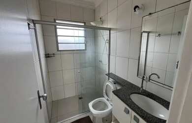 Imagem 13: Casa de condomínio para aluguel tem 90 m² com 3 quartos em V. Oliveira...