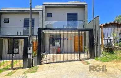 Imagem: A casa em condomínio possui 3 Dormitórios, 3 Banheiros, 2