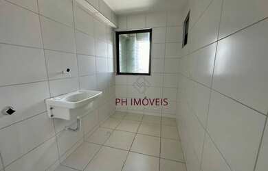 Imagem 4: Apartamento com 2 dormitórios sendo 1 suíte no Bairro da Ponta Verde - 69m²