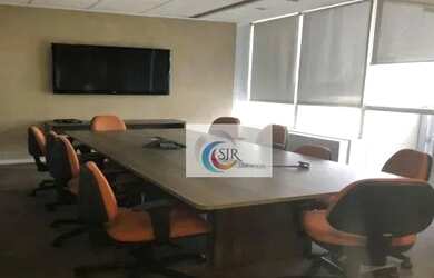 Imagem 2: Conjunto mobiliado de 521 m² com 16 vagas