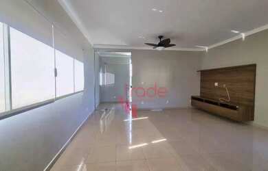 Imagem 2: Apartamento para Alugar de 03 Quartos no Bairro Jardim Califórnia em...