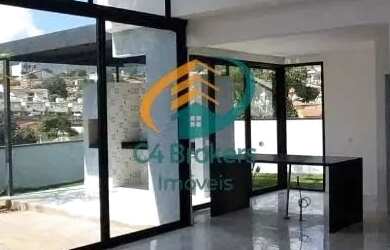 Imagem: A casa possui 3 Dormitórios, 3 Banheiros, 2 Vagas na garagem