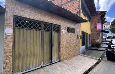 Imagem: A casa possui 2 Dormitórios, 2 Banheiros e está localizado