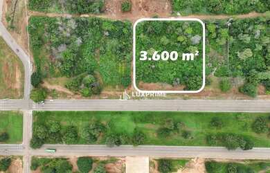 Imagem: O terreno possui 3.600m² de Área e está localizado em Plano