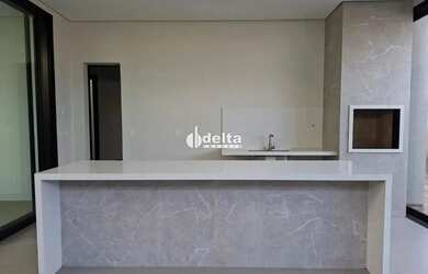 Imagem 15: Casa no condomínio Terras Alpha disponível para venda em Uberlândia-MG