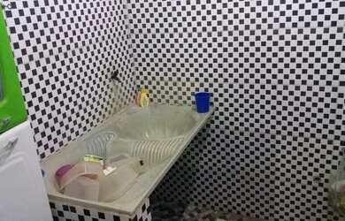 Imagem 8: VENDE-SE CASA DE ANDAR COM 3 CASAS NO TERRENO