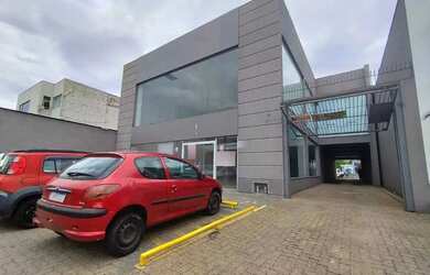 Imagem: O depósito possui 1 Vaga na garagem, 745m² de Área, Imóvel