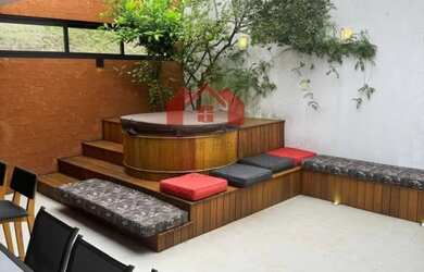 Imagem: A casa em condomínio possui 3 Dormitórios, 2 Banheiros, 2