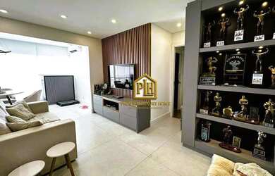 Imagem: O apartamento possui 2 Dormitórios, 2 Banheiros, 2 Vagas na