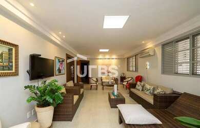 Imagem: O apartamento possui 4 Dormitórios, 4 Banheiros, 2 Vagas na