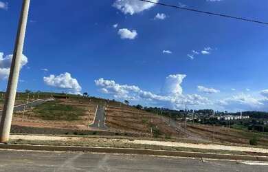 Imagem 2: Terreno a venda. Imóvel novoe302m² de Área