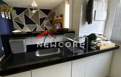 Imagem: O apartamento possui 2 Dormitórios, 1 Banheiro, 1 Vaga na garagem