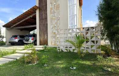 Imagem: A casa em condomínio possui 4 Dormitórios, 3 Banheiros, 2