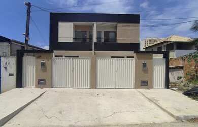 Imagem: A casa possui 2 Dormitórios, 2 Banheiros, 1 Vaga na garagem