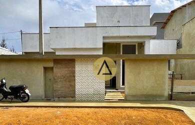 Imagem: A casa possui 3 Dormitórios, 1 Banheiro, 1 Vaga na garagem