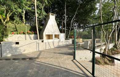 Imagem 4: Casa na beira do rio, raridade