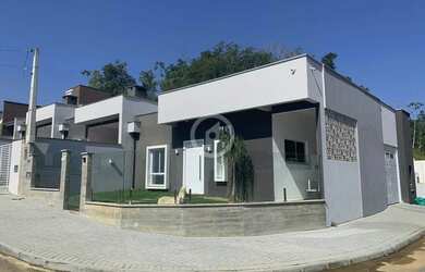 Imagem 5: Casa à venda no bairro Barra do Rio Cerro - Jaraguá do Sul/SC