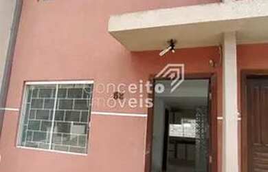 Imagem: A casa possui 2 Dormitórios, 1 Banheiro, 1 Vaga na garagem