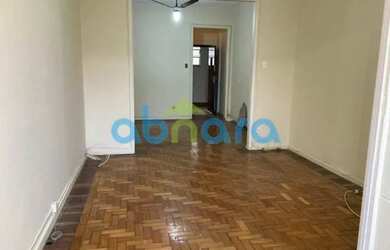 Imagem: A kitnet possui 1 Dormitório, 1 Banheiro, 40m² de Área e