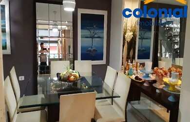 Imagem: A casa possui 2 Dormitórios, 3 Banheiros, 2 Vagas na garagem