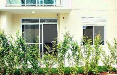 Imagem: O apartamento possui 1 Dormitório, 1 Banheiro, 1 Vaga na garagem