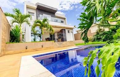 Imagem: A casa em condomínio possui 3 Dormitórios, 4 Banheiros, 4