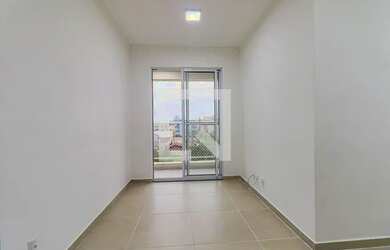 Imagem: O apartamento possui 2 Dormitórios, 1 Banheiro, 2 Vagas na