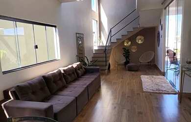 Imagem 10: Lindo sobrado no Residencial Villa Suíça