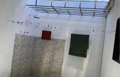 Imagem: A casa possui 2 Dormitórios, 2 Banheiros, 1 Vaga na garagem