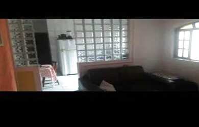 Imagem 2: Sobrado para venda possui 115 metros quadrados com 3 quartos em Centro...