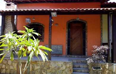 Imagem 1: Casa em pequeno condominio