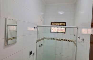 Imagem 12: Caparroz vendo - casa com terreno livre na frente