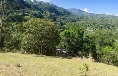 Imagem: O terreno possui 150m² de Área, Imóvel novo e está localizado