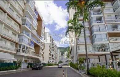 Imagem: O apartamento possui 3 Dormitórios, 3 Banheiros, 2 Vagas na